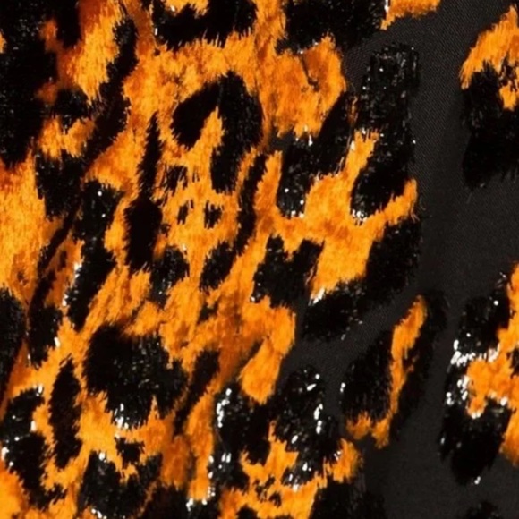 NBD Edie Long Sleeve Sparkly Velvet Mini Dress Natural Leopard Size X-Small - Picture 3 of 4